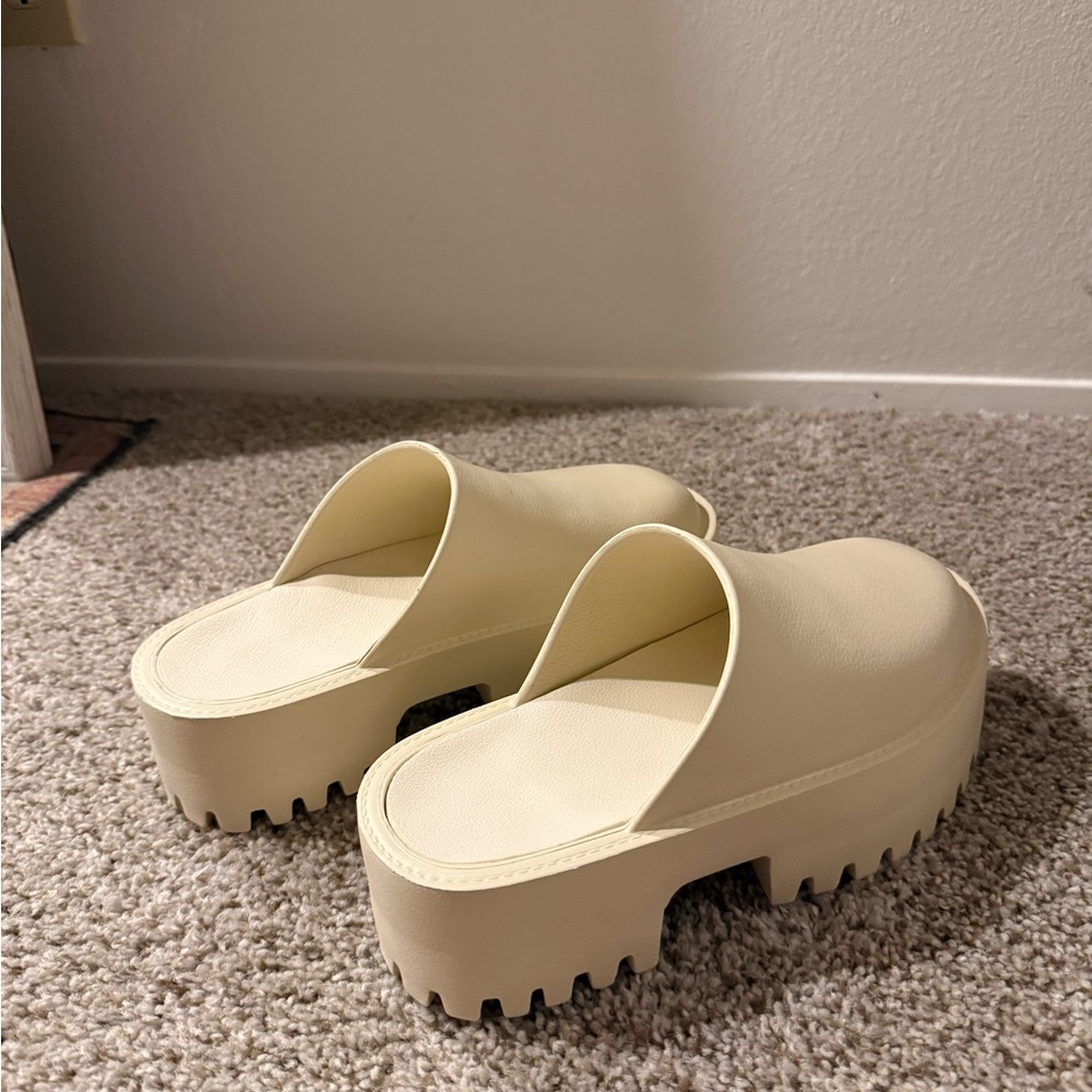 Womens Cream Platform Slide Clogs